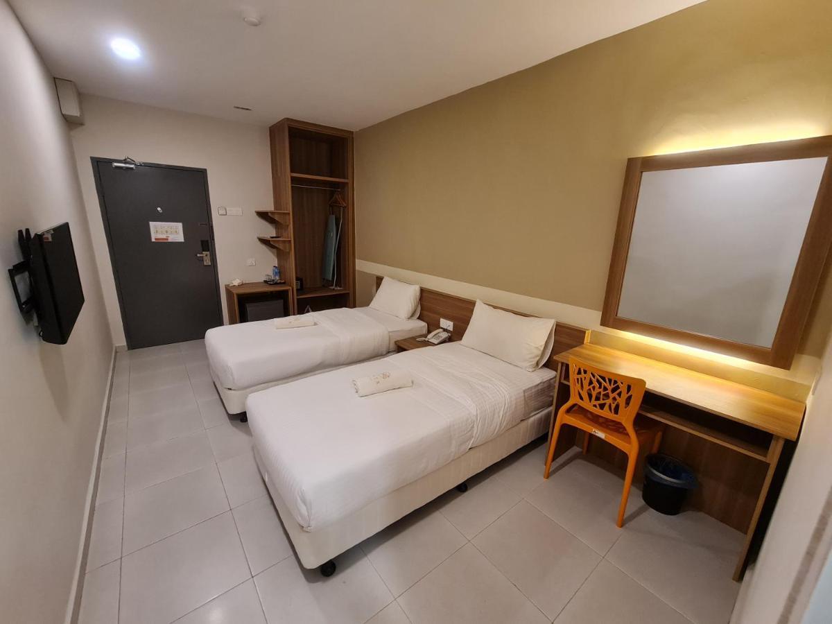 Ants Hotel Kangar Bagian luar foto