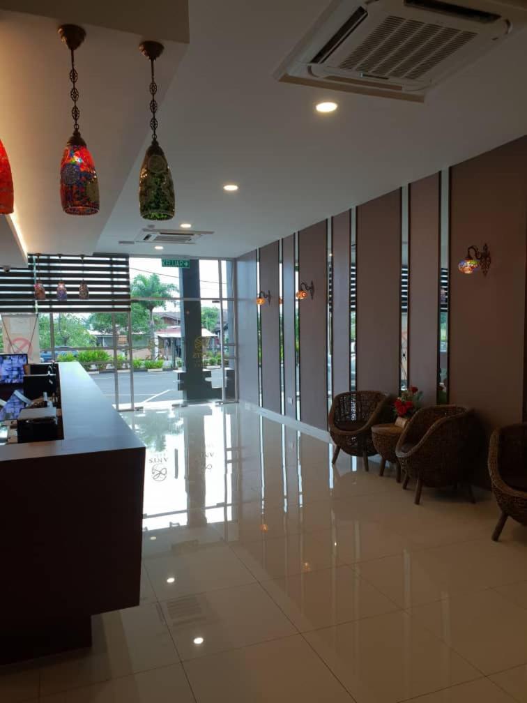 Ants Hotel Kangar Bagian luar foto