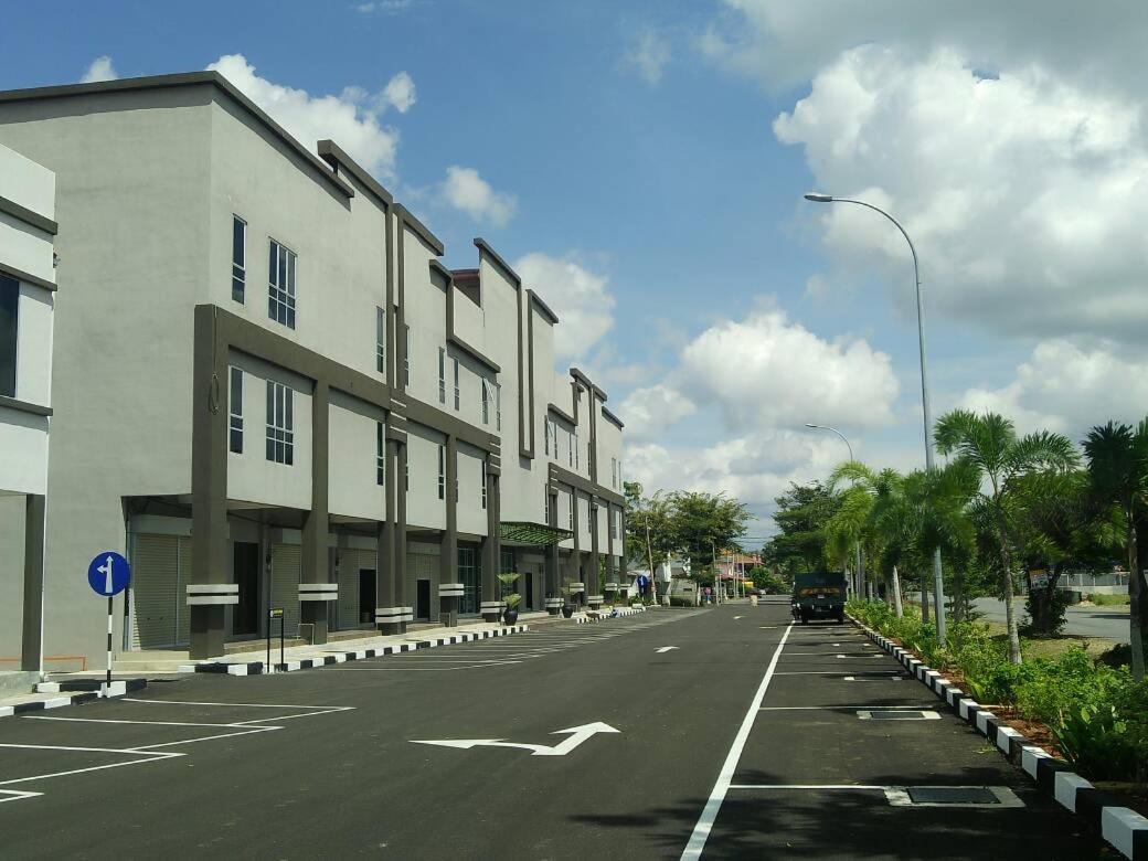 Ants Hotel Kangar Bagian luar foto