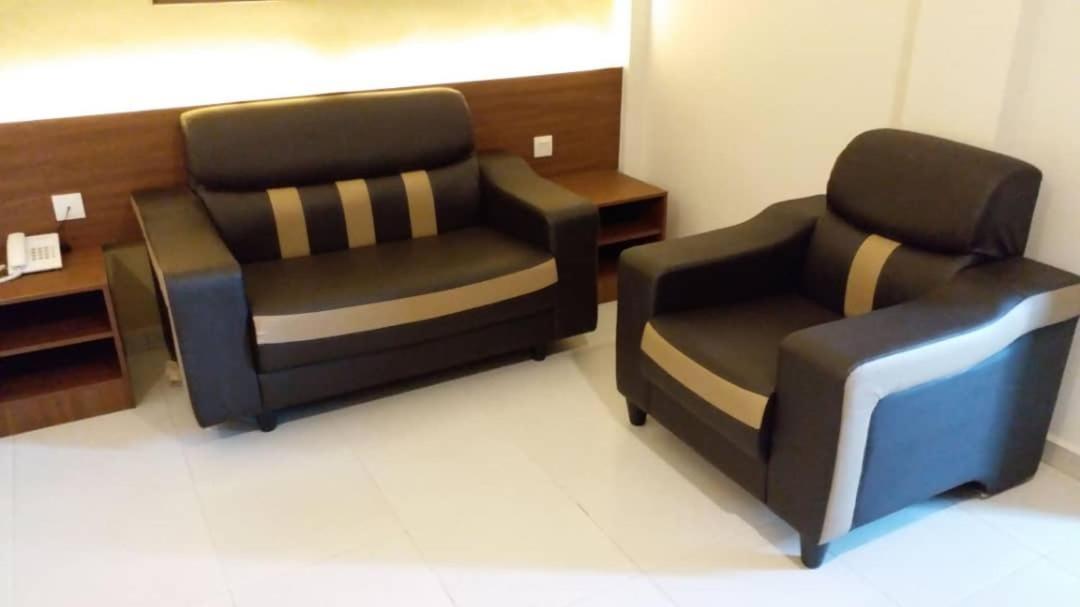 Ants Hotel Kangar Bagian luar foto
