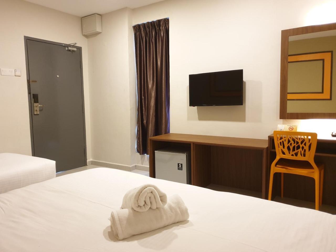 Ants Hotel Kangar Bagian luar foto