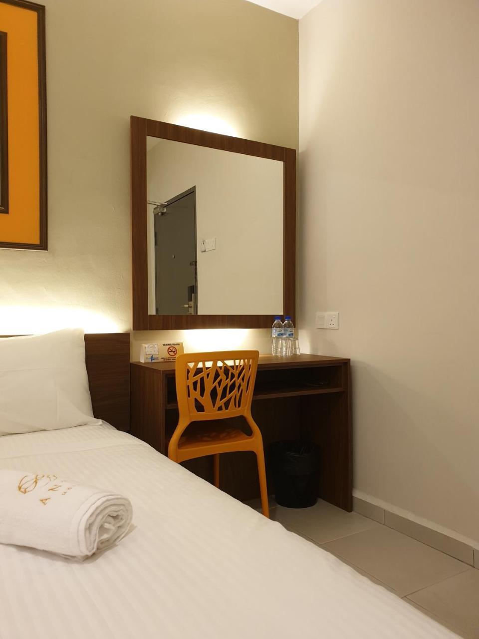 Ants Hotel Kangar Bagian luar foto