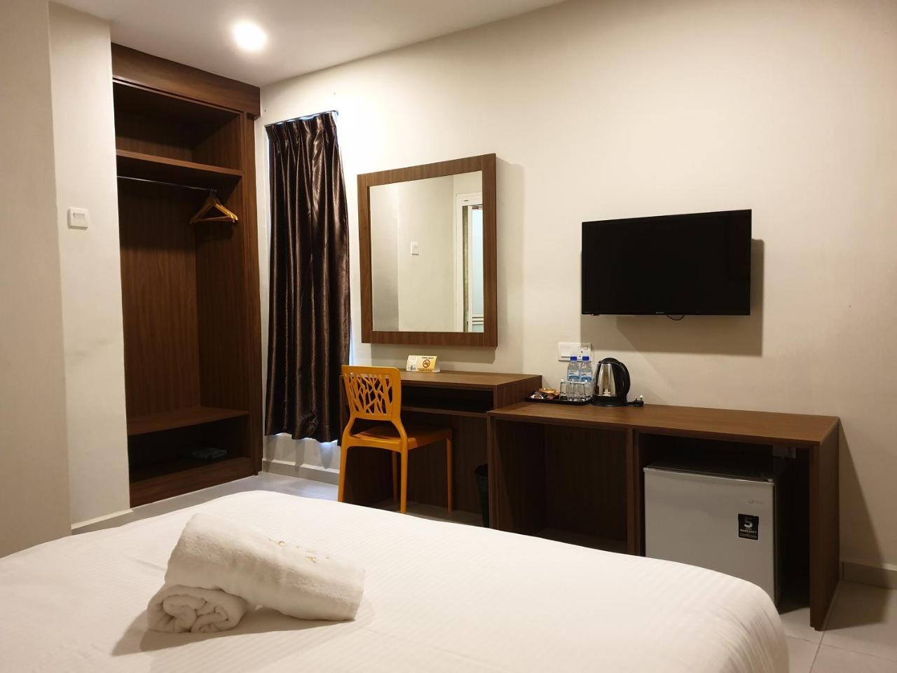 Ants Hotel Kangar Bagian luar foto
